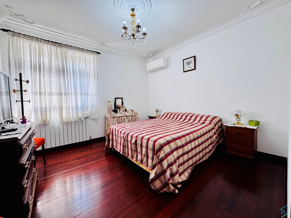 Moradia T4 para Venda em Madalena e Beselga Foto 9