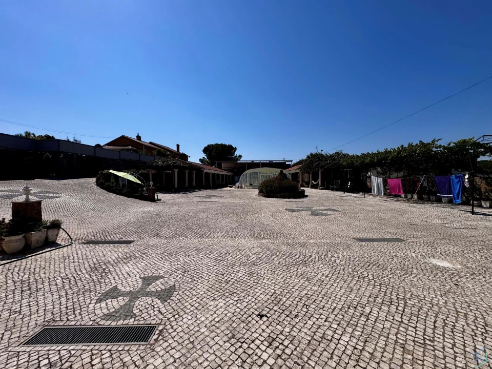 Moradia T4 para Venda em Madalena e Beselga Foto 26