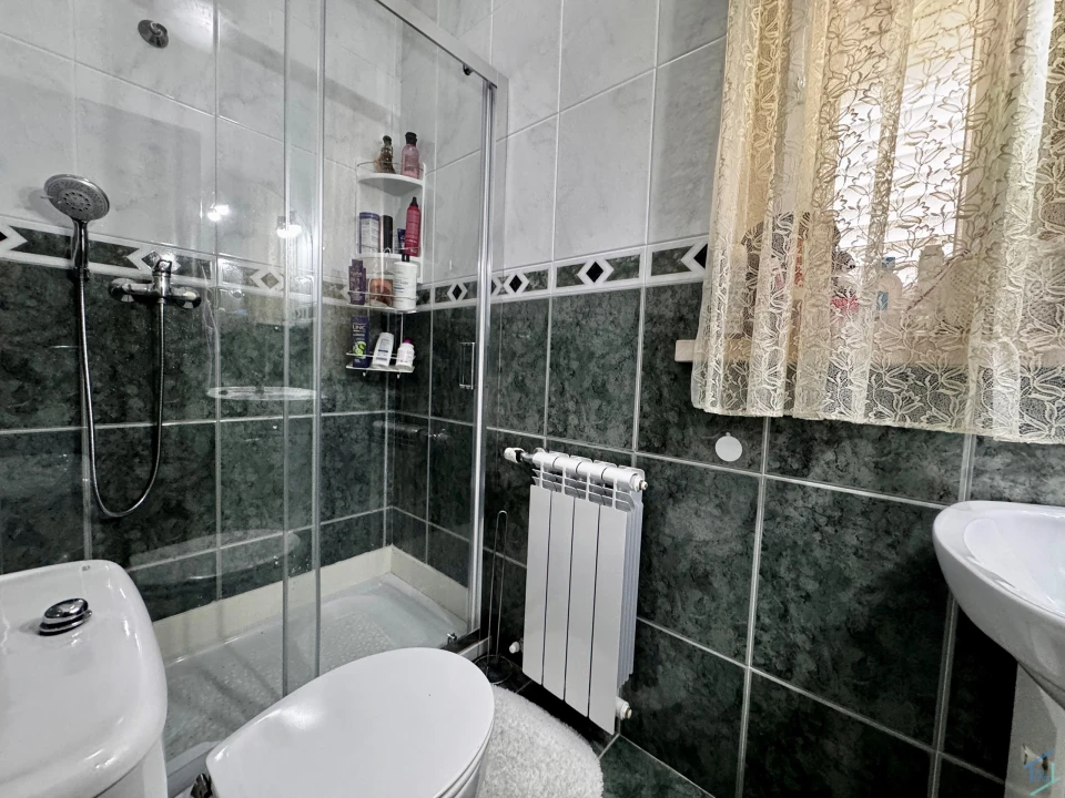 Moradia T4 para Venda em Madalena e Beselga Foto 11