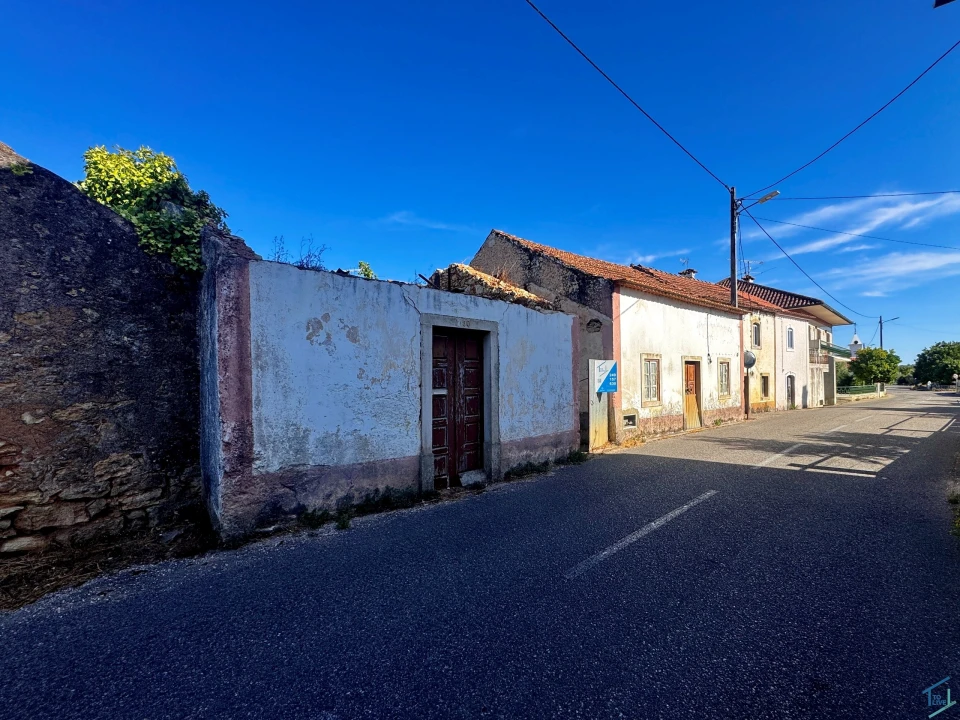 Terreno para Venda em Chãos Foto 67