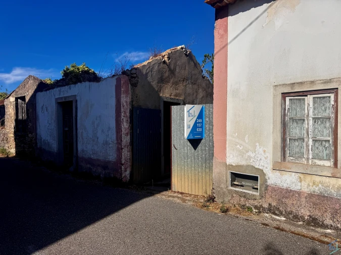 Terreno para Venda em Chãos Foto 3