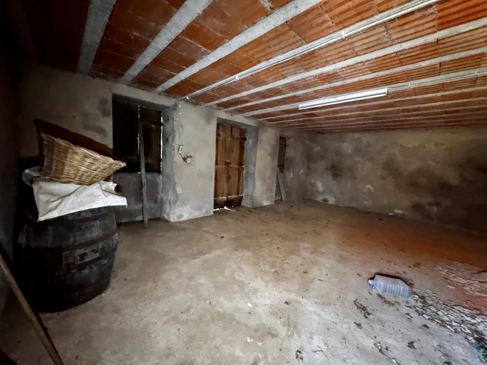 Terreno para Venda em Chãos Foto 59