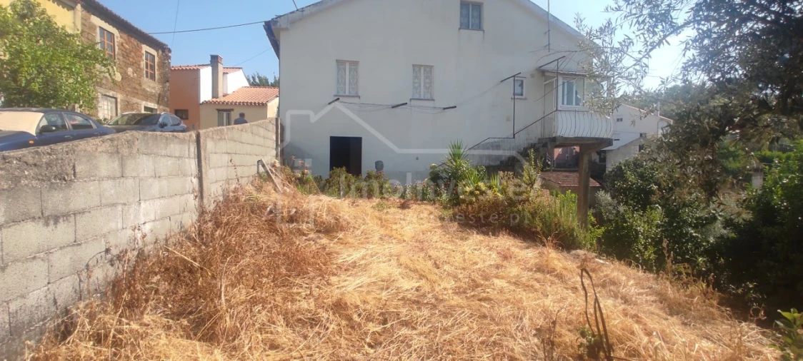 Moradia T3 para Venda em São Vicente da Beira Foto 7