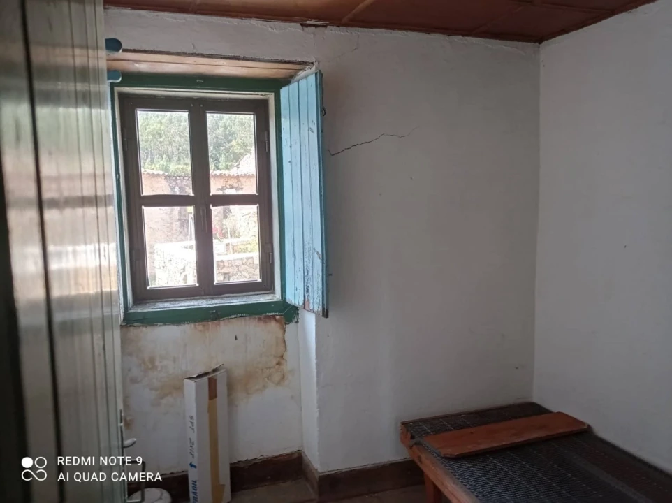 Moradia T3 para Venda em Amendoa Foto 5