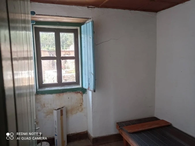 Moradia T3 para Venda em Amendoa Foto 5