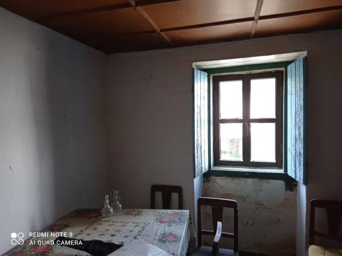 Moradia T3 para Venda em Amendoa Foto 6