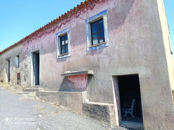 Moradia T3 para Venda em Amendoa Foto 1