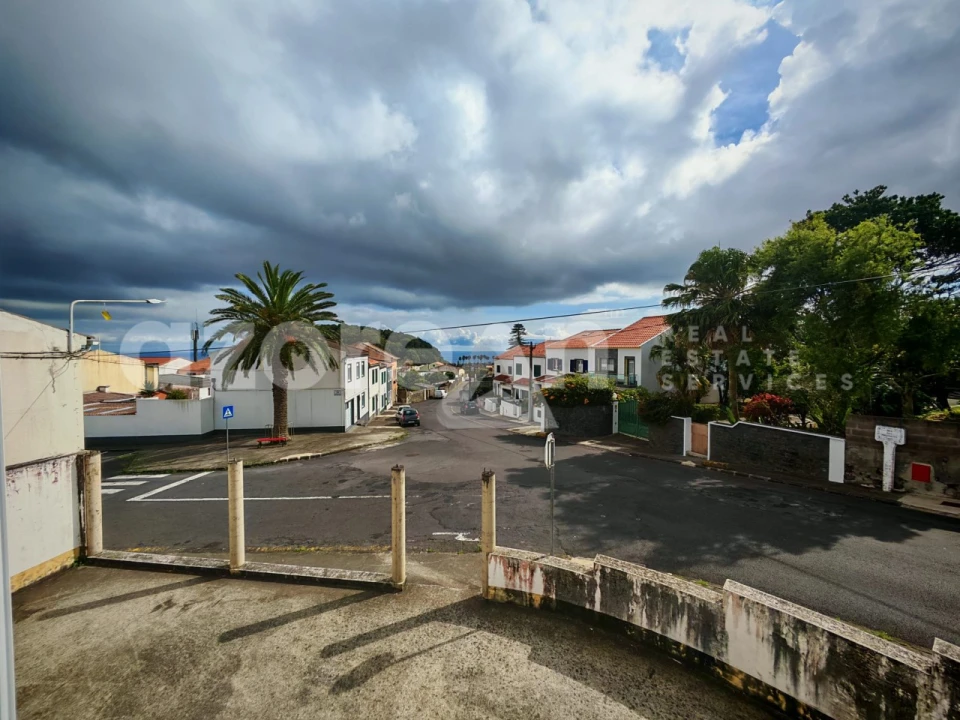 Moradia T3 para Venda em Fajã de Cima Foto 26