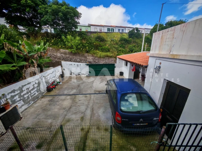 Moradia T3 para Venda em Fajã de Cima Foto 8