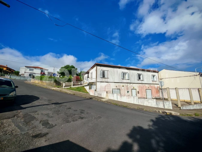 Moradia T3 para Venda em Fajã de Cima Foto 27