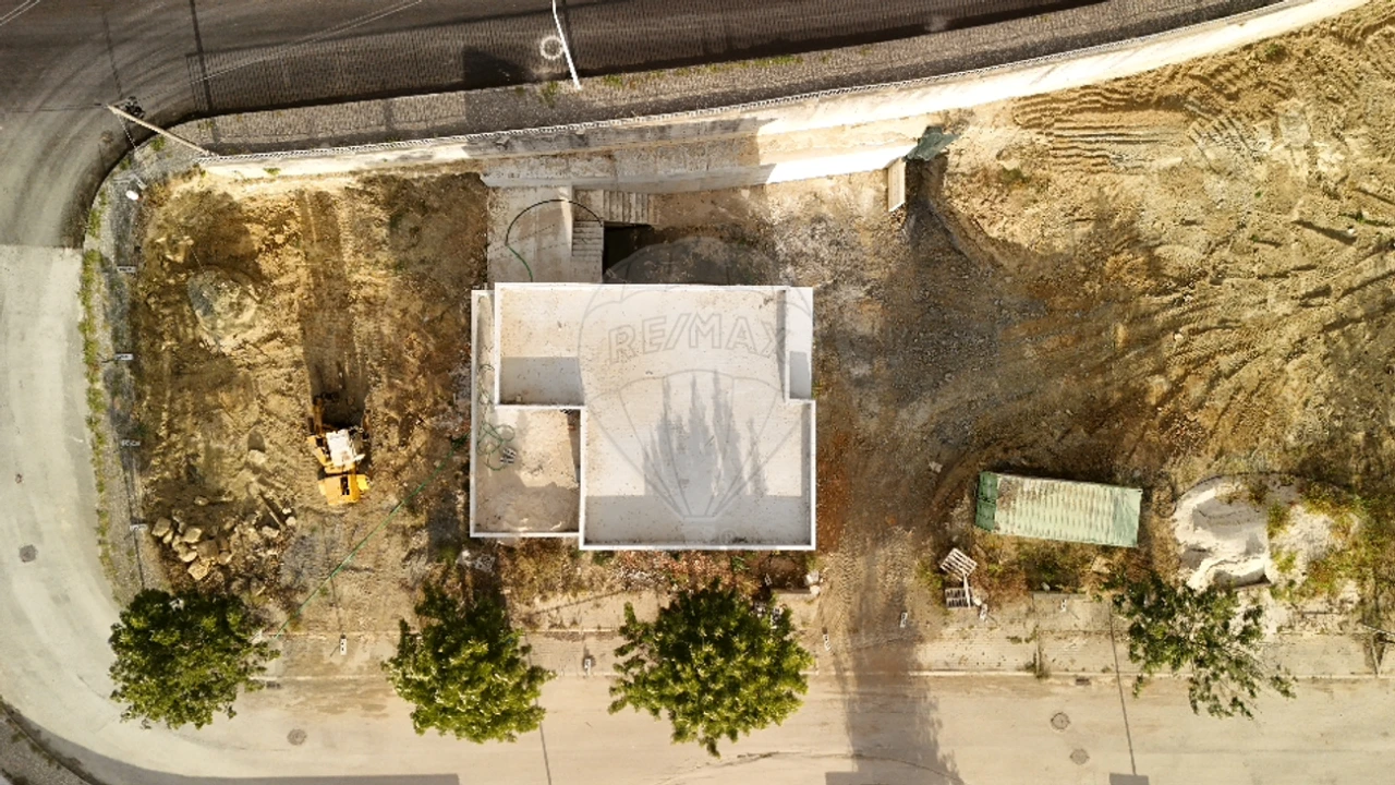 Moradia T4 para Venda em Sapataria Foto 22