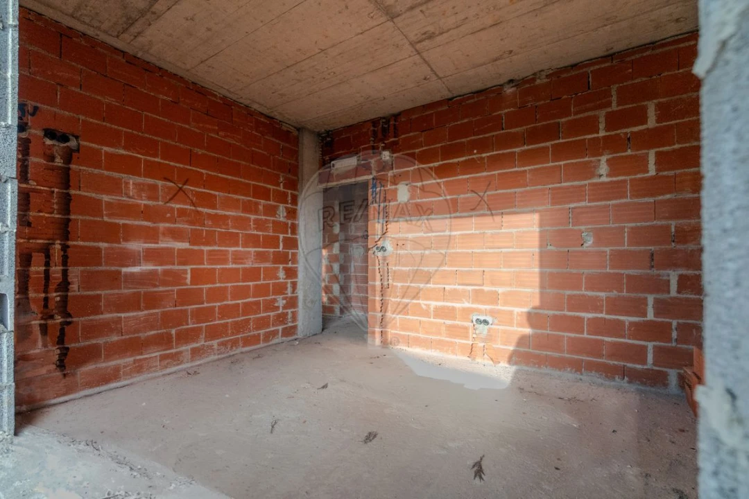 Moradia T4 para Venda em Sapataria Foto 40