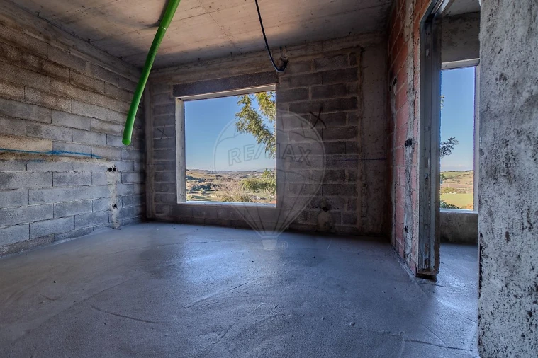 Moradia T4 para Venda em Sapataria Foto 20