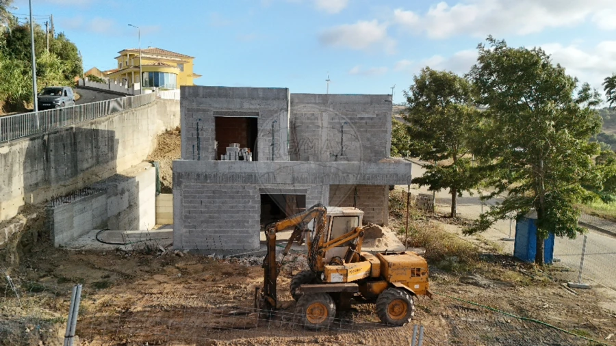 Moradia T4 para Venda em Sapataria Foto 21