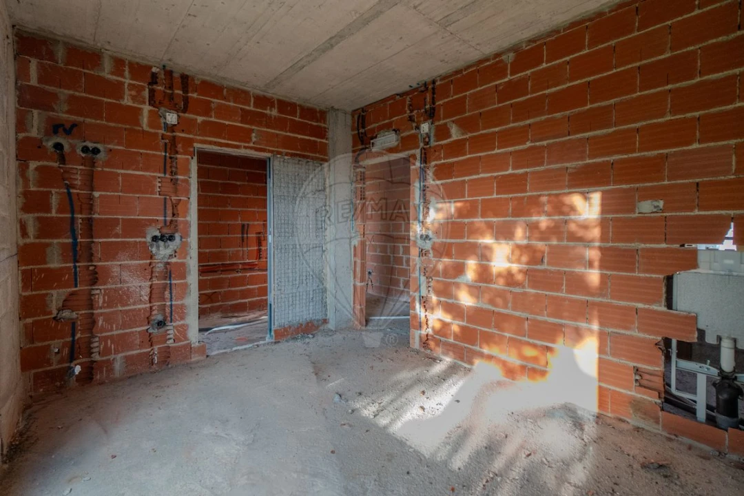 Moradia T4 para Venda em Sapataria Foto 44