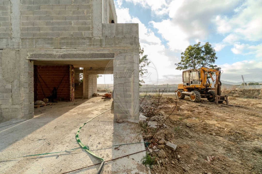 Moradia T4 para Venda em Sapataria Foto 26