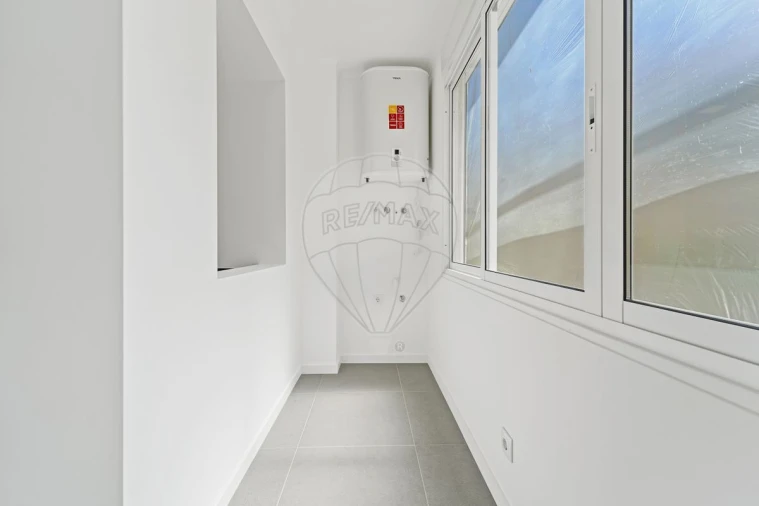 Apartamento T1 para Arrendamento em Moscavide e Portela Foto 12