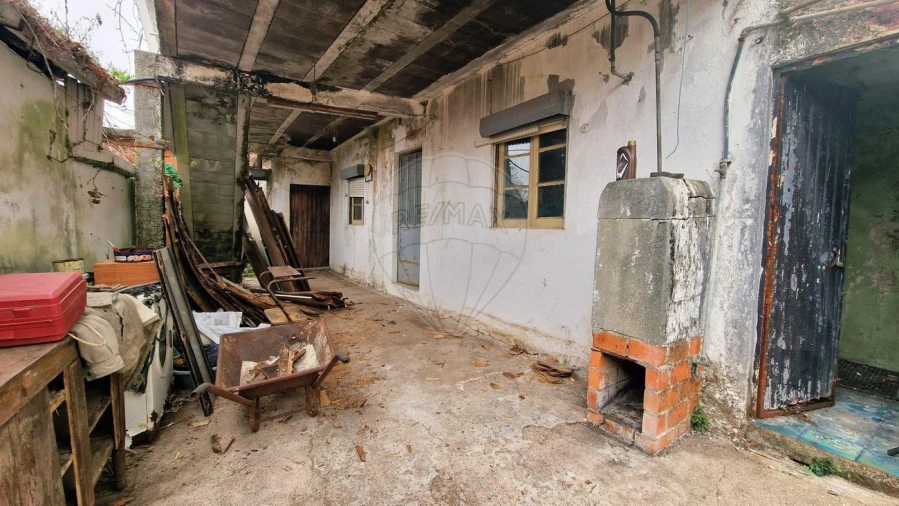 Moradia T3 para Venda em Sé Nova, Santa Cruz, Almedina e São Bartolomeu Foto 18