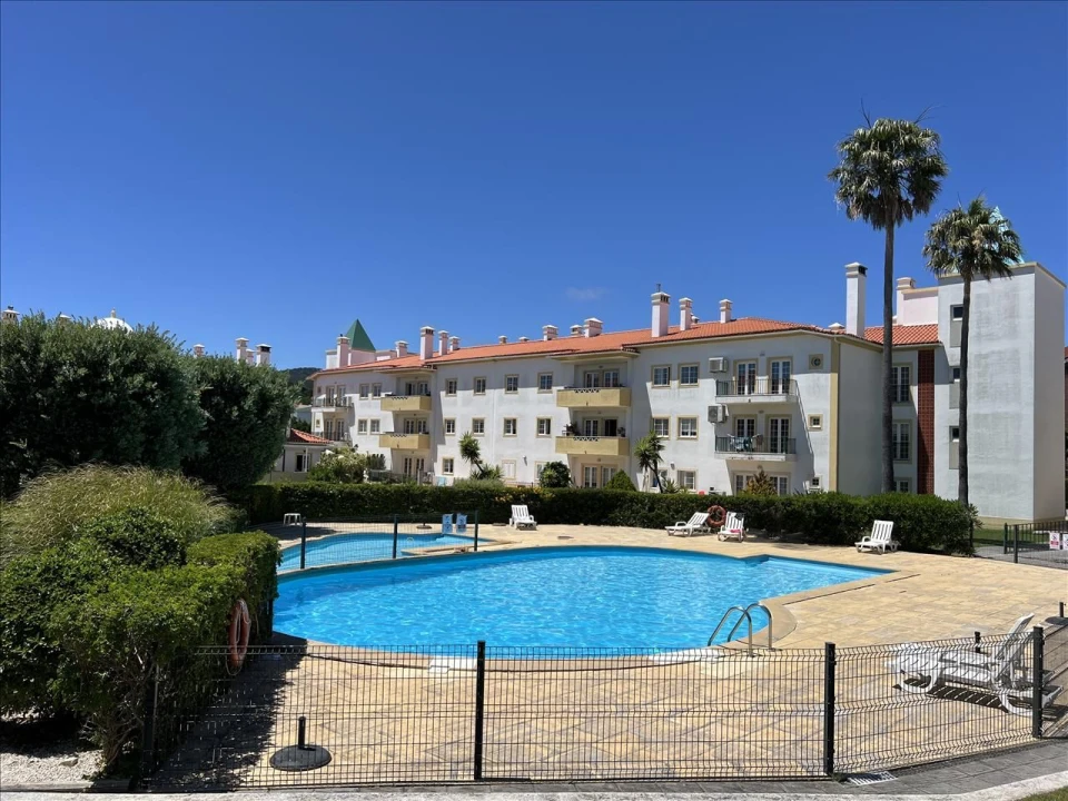 Apartamento T4 para Venda em Agualva e Mira-Sintra Foto 1