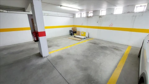 Apartamento T4 para Venda em Agualva e Mira-Sintra