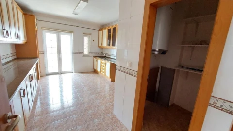 Apartamento T4 para Venda em Agualva e Mira-Sintra