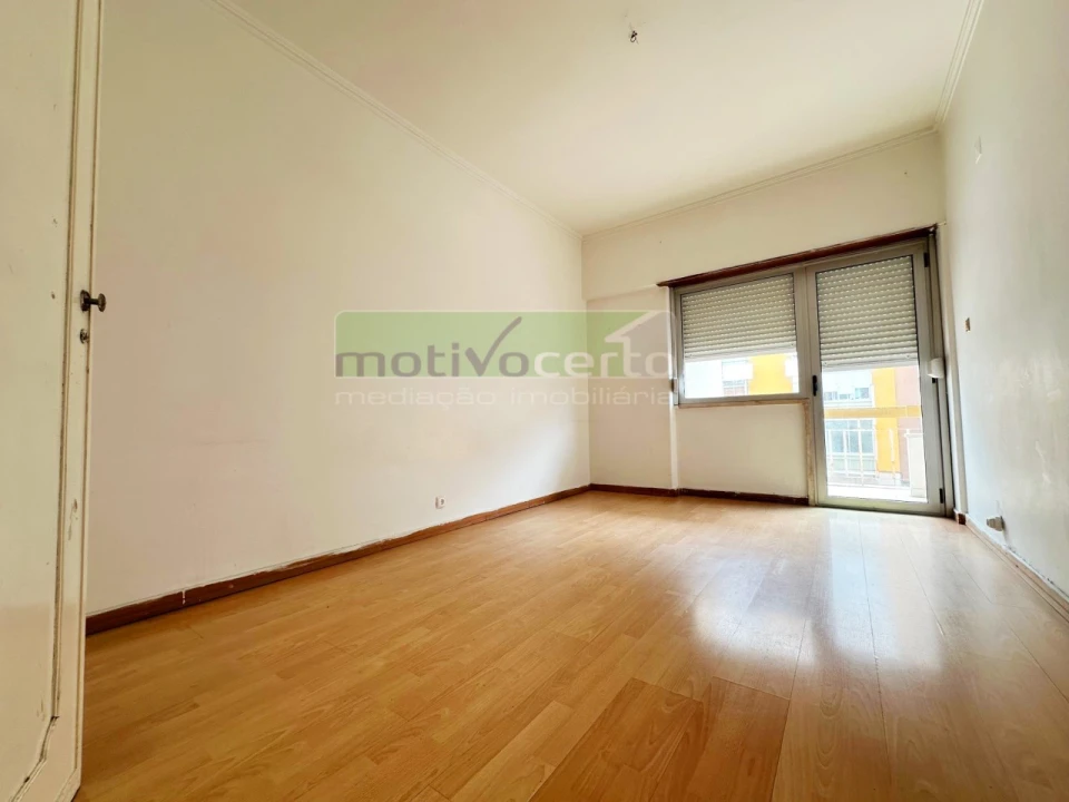 Apartamento T2 para Venda em Oeiras e São Julião da Barra, Paço de Arcos e Caxias Foto 6