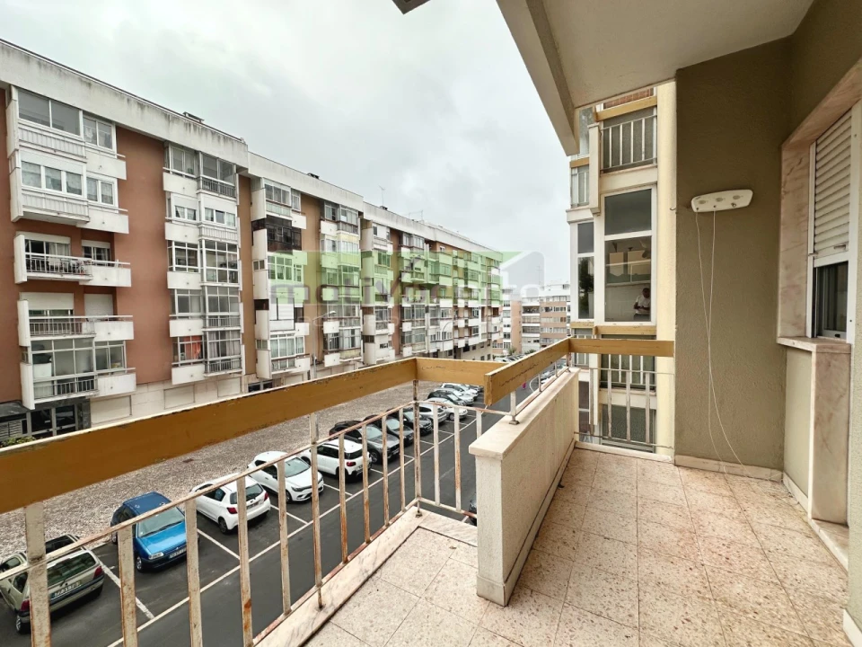 Apartamento T2 para Venda em Oeiras e São Julião da Barra, Paço de Arcos e Caxias Foto 9