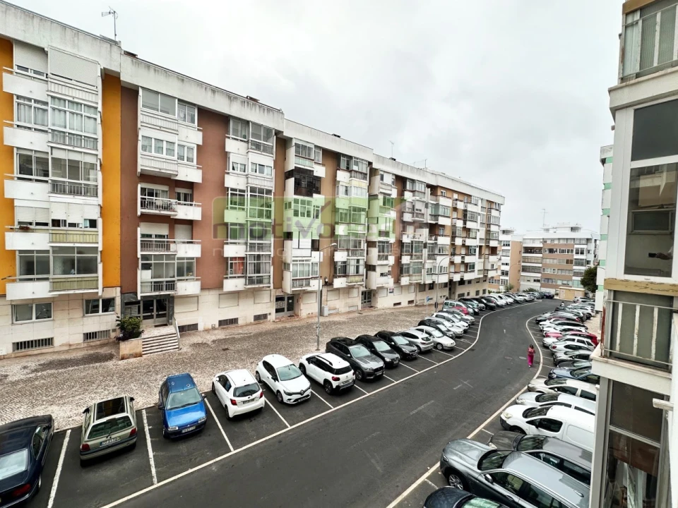 Apartamento T2 para Venda em Oeiras e São Julião da Barra, Paço de Arcos e Caxias Foto 12