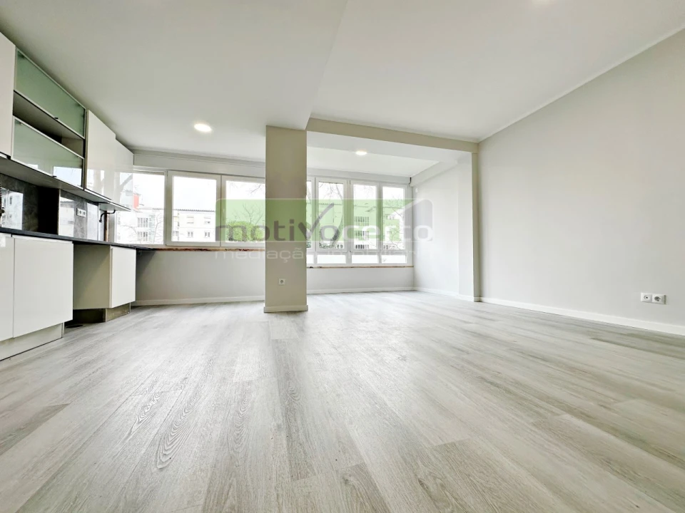 Apartamento T2 para Venda em Oeiras e São Julião da Barra, Paço de Arcos e Caxias Foto 2