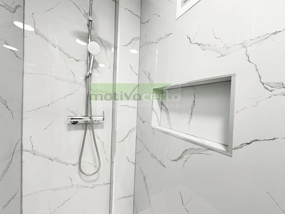 Apartamento T2 para Venda em Oeiras e São Julião da Barra, Paço de Arcos e Caxias Foto 19