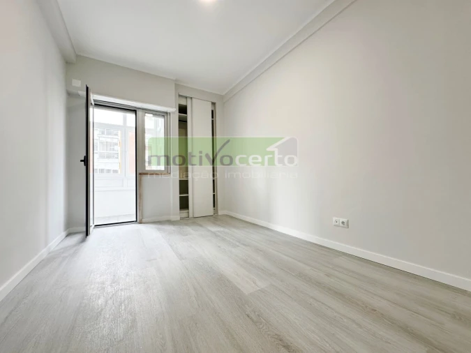 Apartamento T2 para Venda em Oeiras e São Julião da Barra, Paço de Arcos e Caxias Foto 13