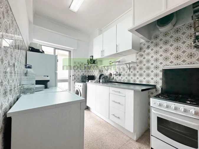 Apartamento T1 para Venda em Queluz e Belas Foto 8