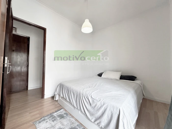 Apartamento T1 para Venda em Queluz e Belas Foto 12