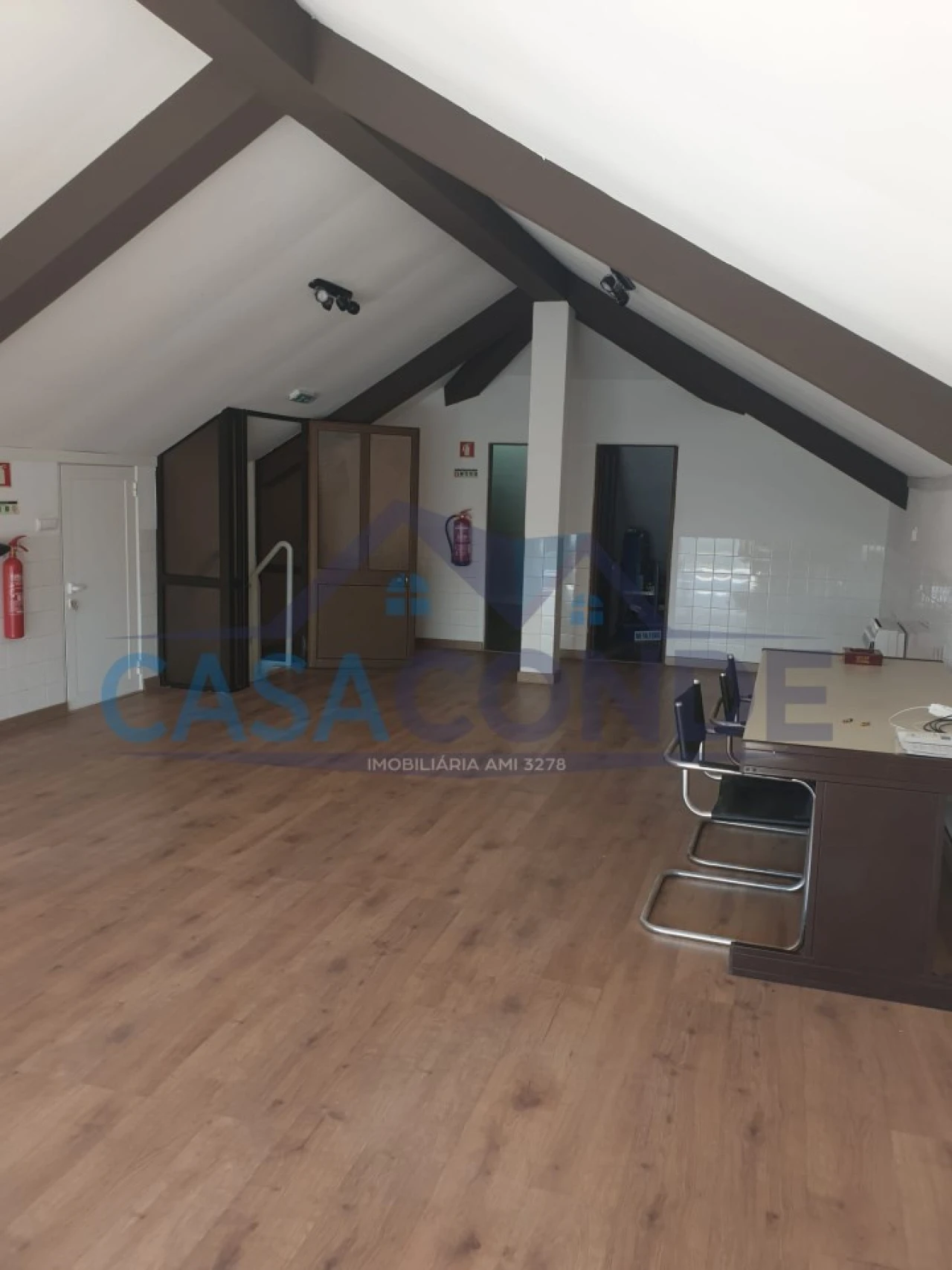 Armazém para Arrendamento em Fernao Ferro Foto 5