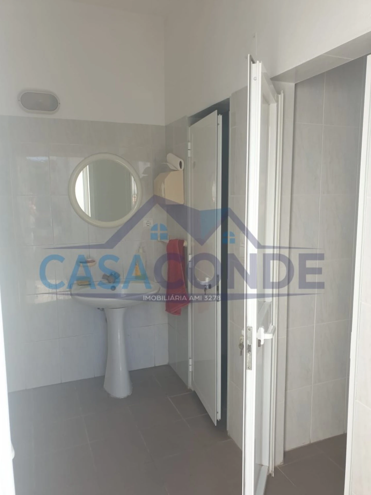 Armazém para Arrendamento em Fernao Ferro Foto 23