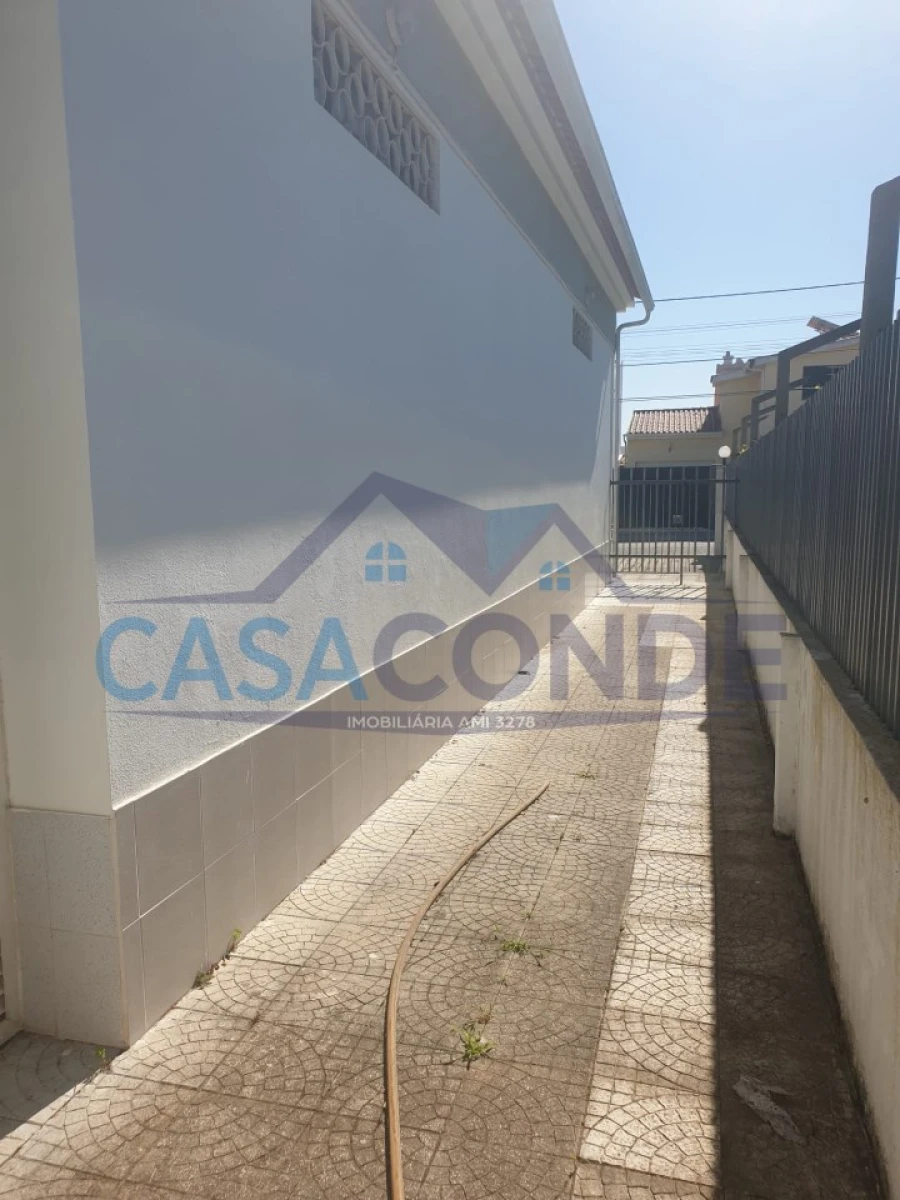 Armazém para Arrendamento em Fernao Ferro Foto 20