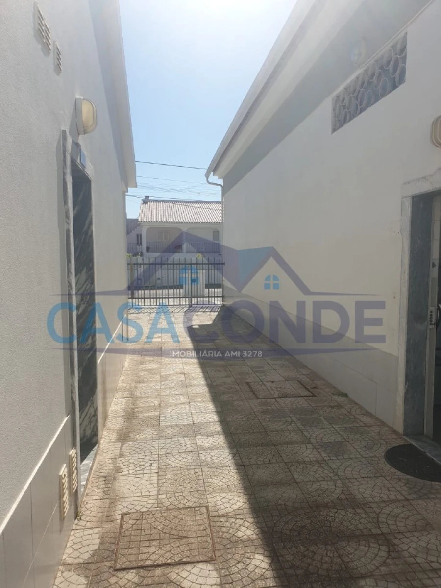 Armazém para Arrendamento em Fernao Ferro Foto 24