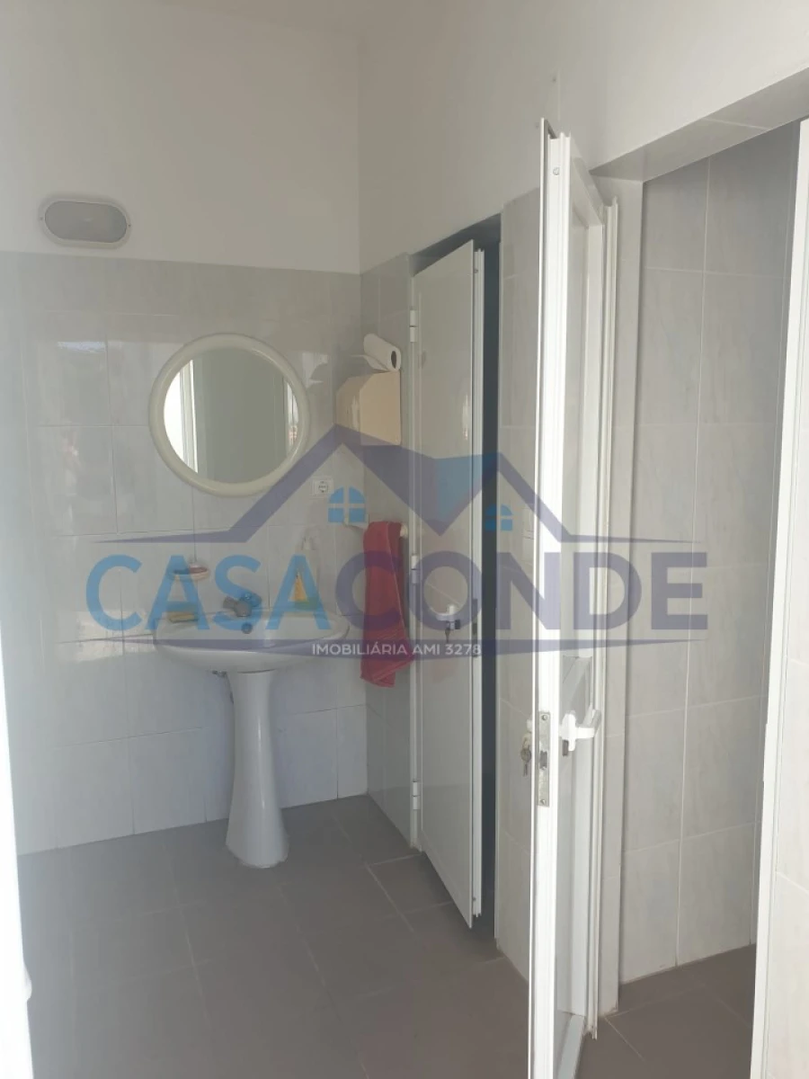 Armazém para Arrendamento em Fernao Ferro Foto 23