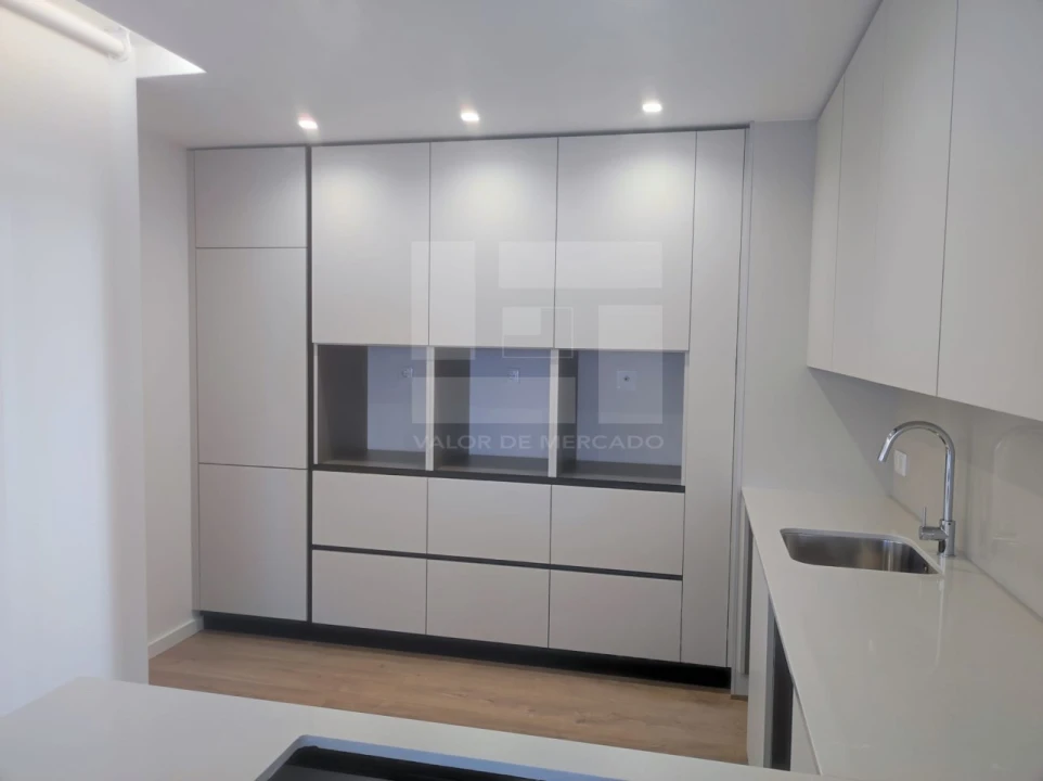 Apartamento T2 para Venda em Ranhados Foto 11