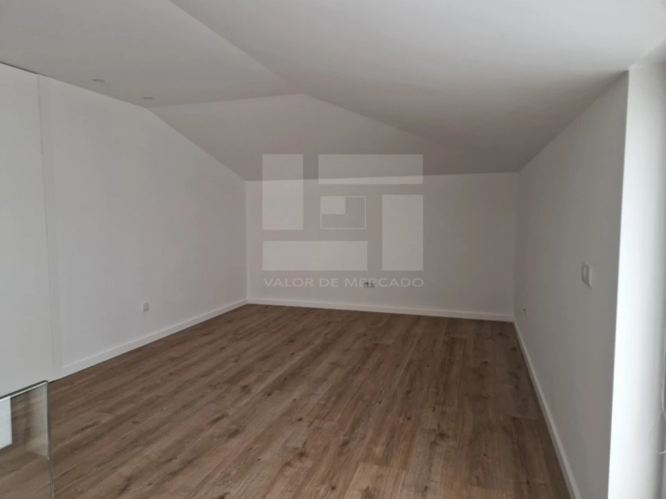 Apartamento T2 para Venda em Ranhados Foto 36