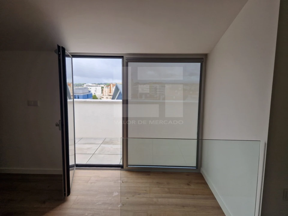 Apartamento T2 para Venda em Ranhados Foto 48