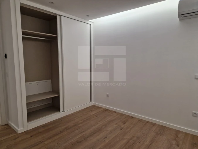 Apartamento T2 para Venda em Ranhados Foto 26