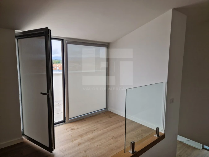 Apartamento T2 para Venda em Ranhados Foto 47