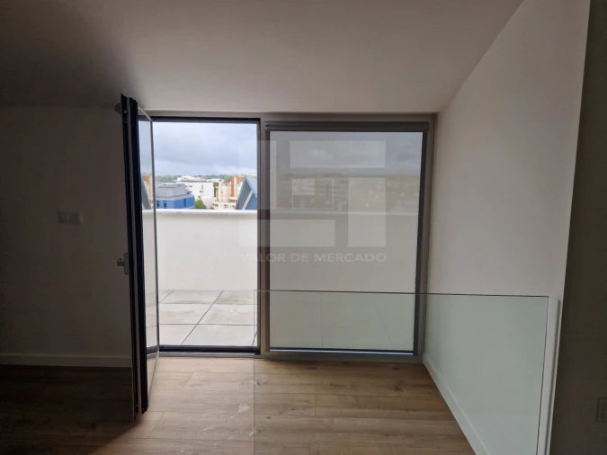 Apartamento T2 para Venda em Ranhados Foto 48