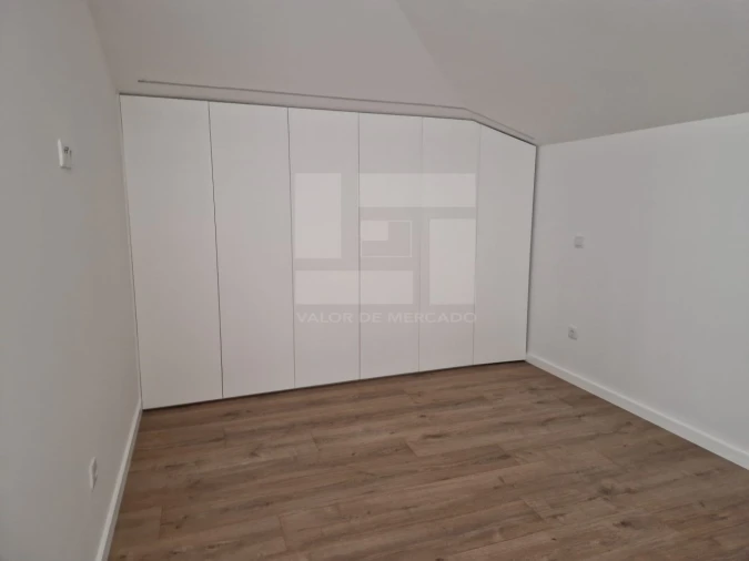 Apartamento T2 para Venda em Ranhados Foto 49