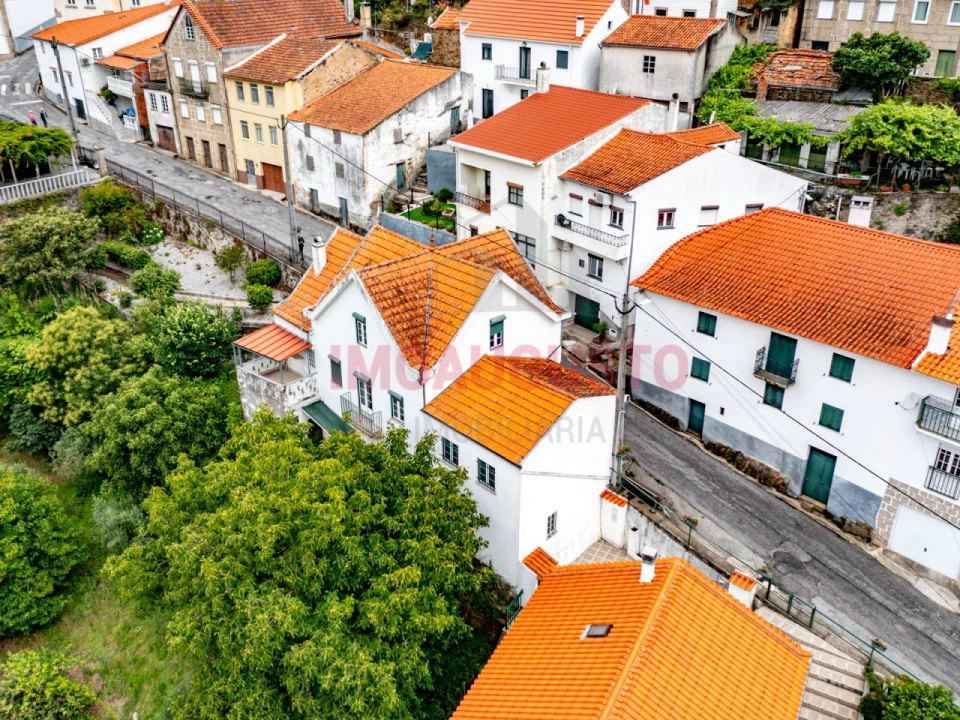 Moradia T3 para Venda em Vila Cova a Coelheira Foto 3