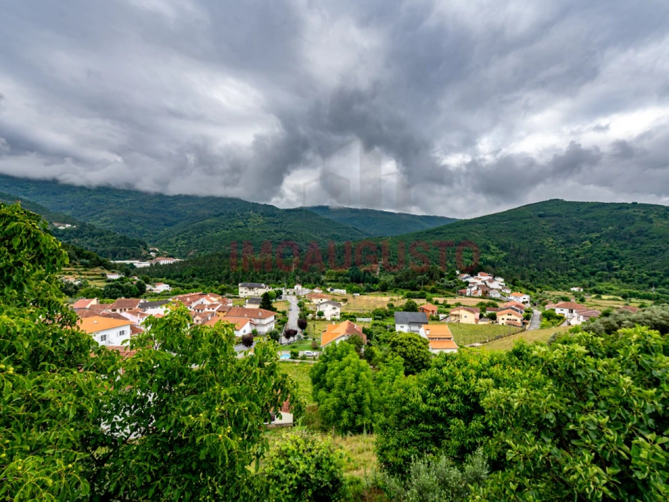Moradia T3 para Venda em Vila Cova a Coelheira Foto 8