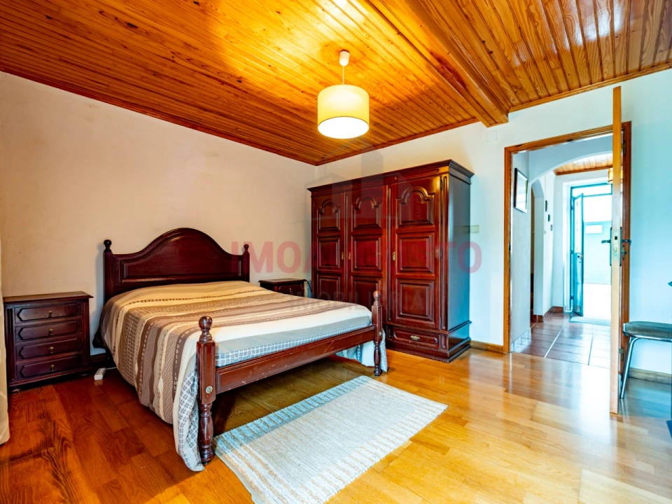 Moradia T3 para Venda em Vila Cova a Coelheira Foto 12