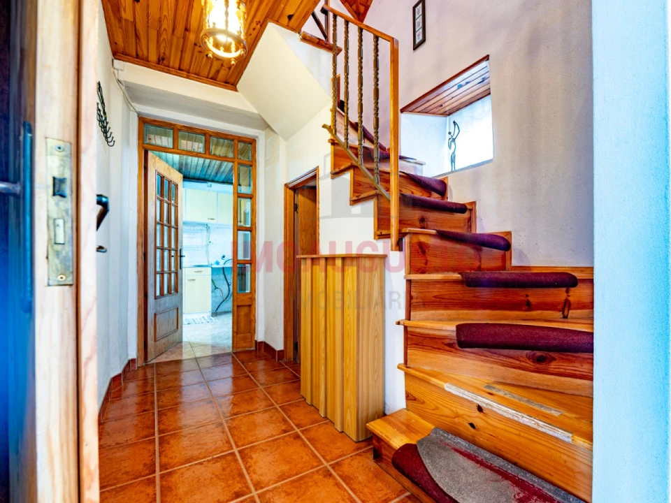 Moradia T3 para Venda em Vila Cova a Coelheira Foto 18