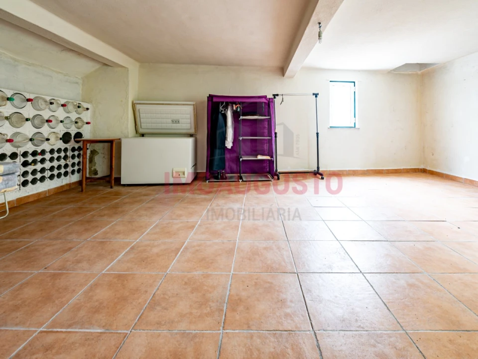 Moradia T3 para Venda em Vila Cova a Coelheira Foto 26